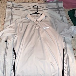 Medium Tiger Woods Nike Golf Top